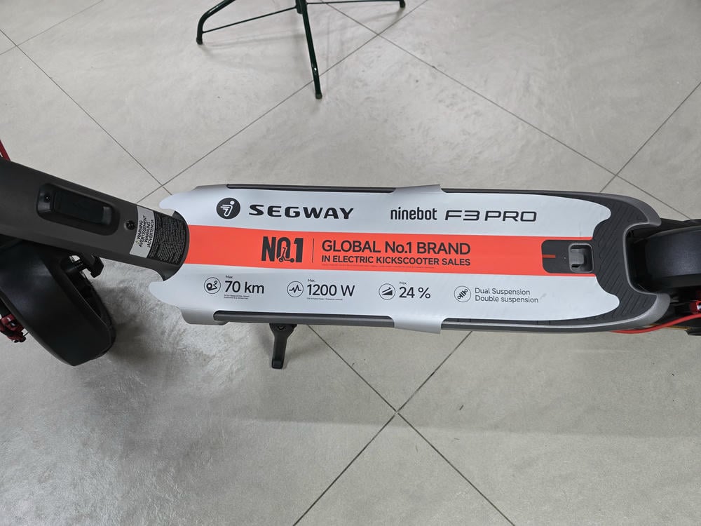 Ninebot eKickScooter F3 Pro (1).jpg