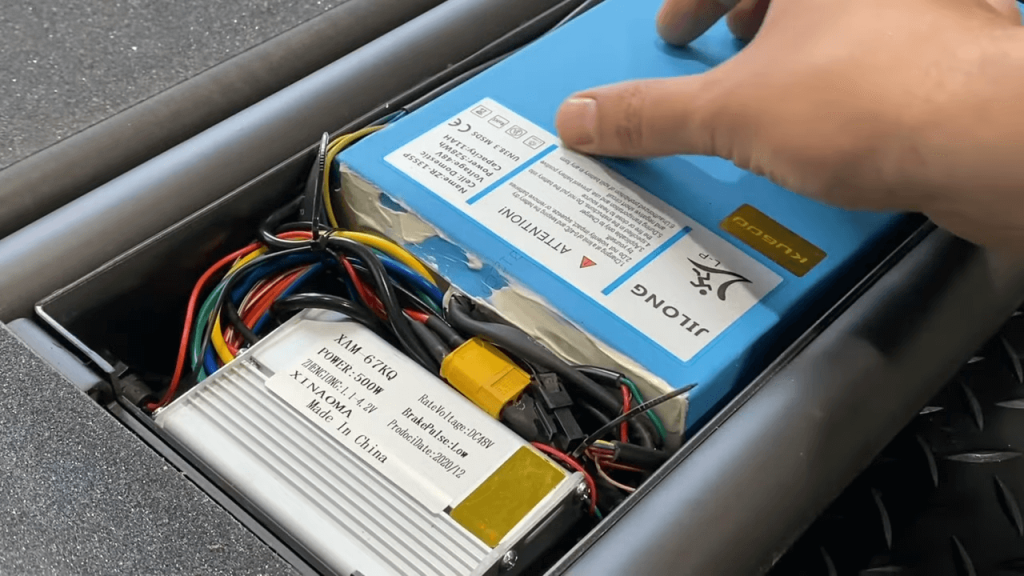 Электросамокат Kugoo C1 plus