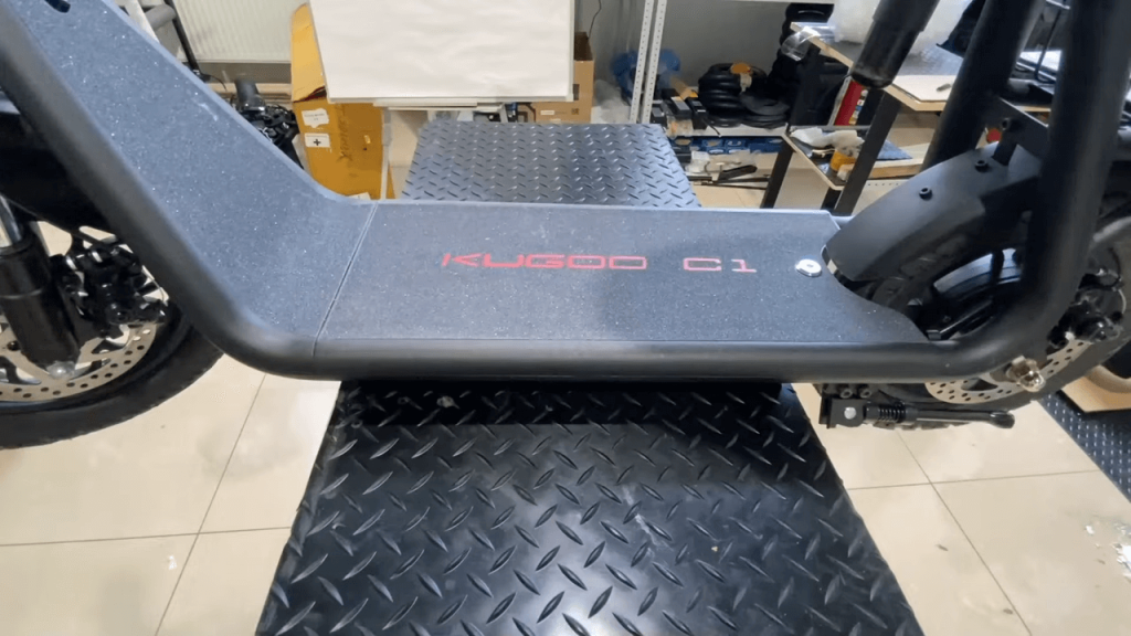 Электросамокат Kugoo C1 plus